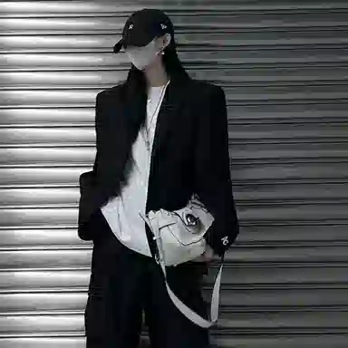 JELLYTOYBOY Soft Moon Bag White