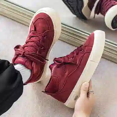 MESUCA Low Top Sneakers