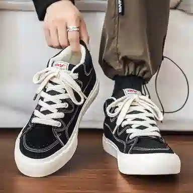 MESUCA Low Top Sneakers