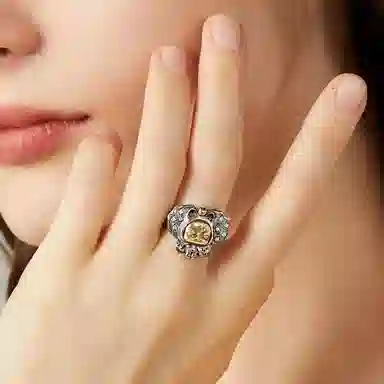 QUANDO Butterfly Cat Ring