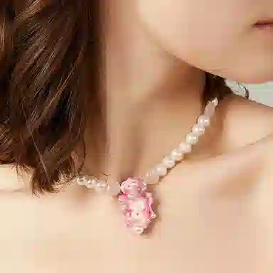 QUANDO Lilith Necklace