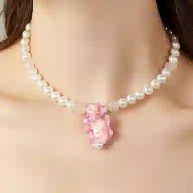 QUANDO Lilith Necklace