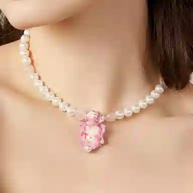 QUANDO Lilith Necklace