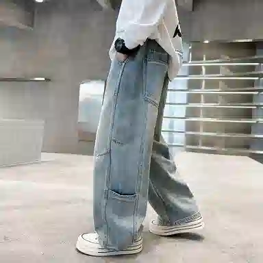 黑恐龙牛仔裤 休闲时尚宽松