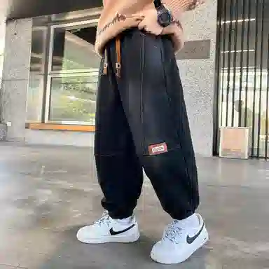 黑恐龙牛仔裤 男童秋装痞帅裤子