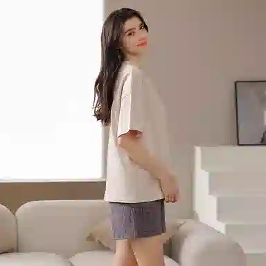 Huggy Kissy Printed Crewneck Short Sleeve Pajama Set