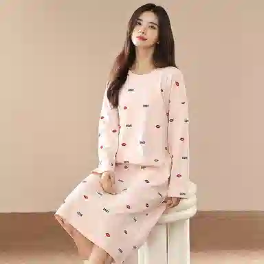 Huggy Kissy Long Sleeve Cotton Nightdress Gray Pink