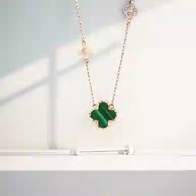 七小匠 国风 小巧精致 简约设计感 幸运四叶草 玛瑙 项链 女款