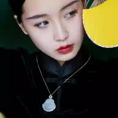 七小匠 国潮 弥勒佛 复古轻奢 小众设计时尚高级感 冰种 项链 女款