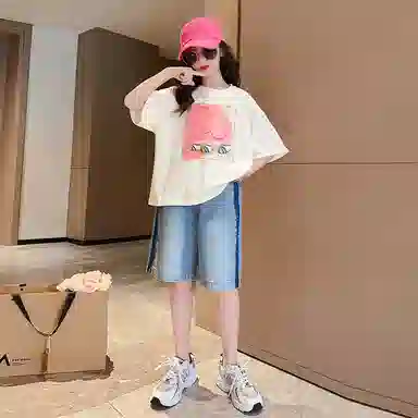 大童 蓝精灵 圆领短袖上衣舒适亲肤柔软纯色五分裤休闲运动套装 白色
