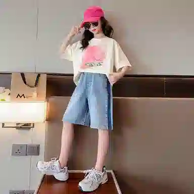 大童 蓝精灵 圆领短袖上衣舒适亲肤柔软纯色五分裤休闲运动套装 白色