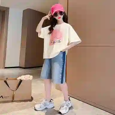 大童 蓝精灵 圆领短袖上衣舒适亲肤柔软纯色五分裤休闲运动套装 白色