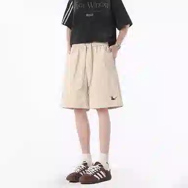 行更远 多巴胺可爱腊肠狗刺绣五分裤高街痞帅松弛感凉感速干透气冰丝宽松百搭舒适日常通勤伞兵休闲短裤 男女同款