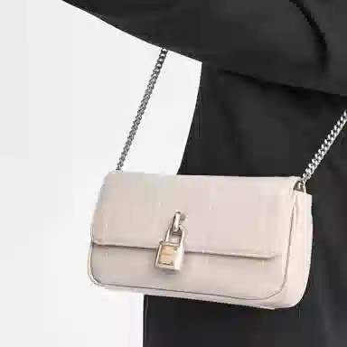 CHARLESKEITH ck NoirOat