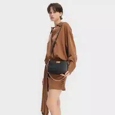 Charles & Keith Cream/Black