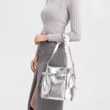 Charles & Keith Crossbody Bag Noir/Cream/Silver