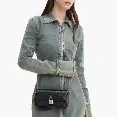 CHARLESKEITH ck NoirOat