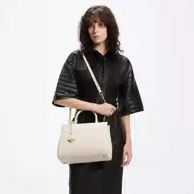 CHARLES&KEITH