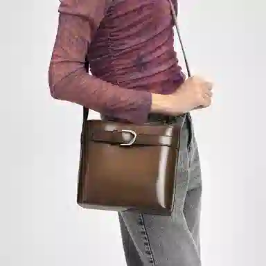 Charles & Keith Gabine Noir/Brown