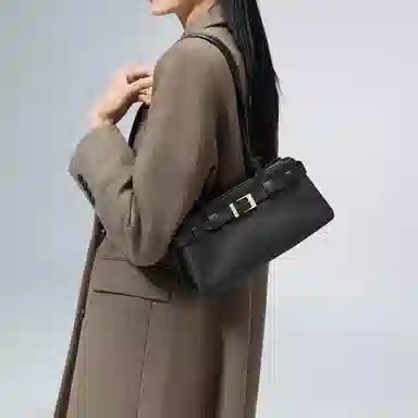 CHARLESKEITH ck Black