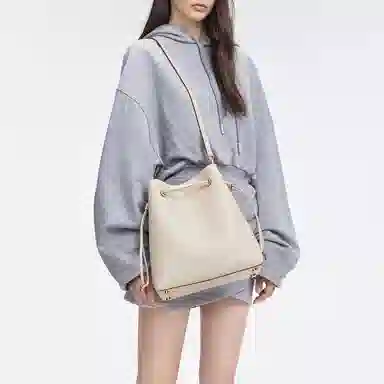CHARLESKEITH Jet BlackBeige