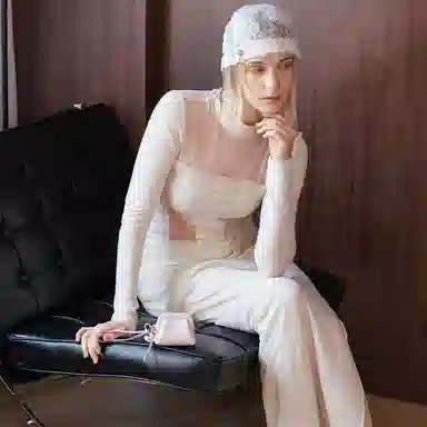 CHARLESKEITH CK Soft PinkMeringue White