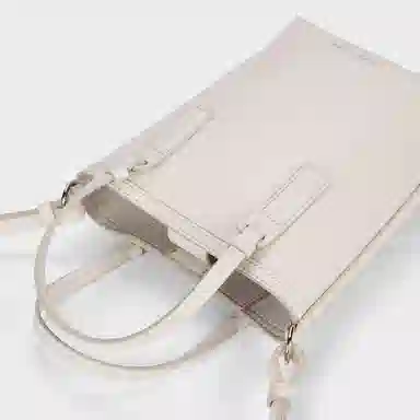 CHARLESKEITH ck Ivory