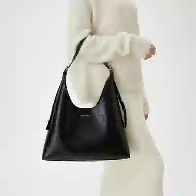 CHARLESKEITH ck Noir