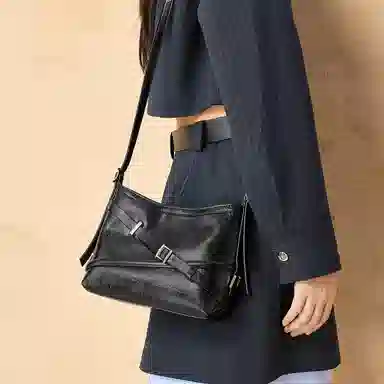 CHARLESKEITH ck 25 PU NoirWineberry Red