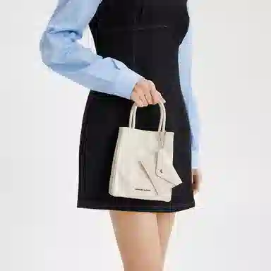 CHARLESKEITH ck PU CreamJet BlackSilver