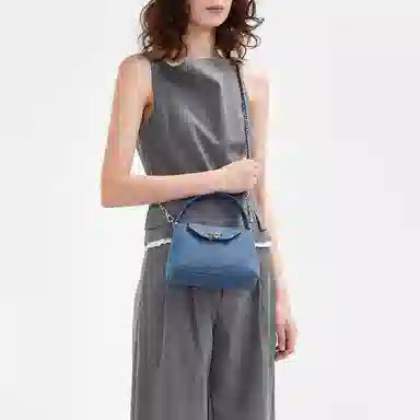 CHARLES&KEITH Denim Quilted Chain Bag Medium Denim Blue