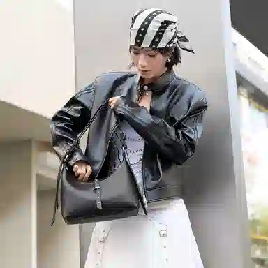 CHARLESKEITH ck PU Noir