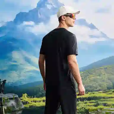 SPYDER TRAINING HIKING T