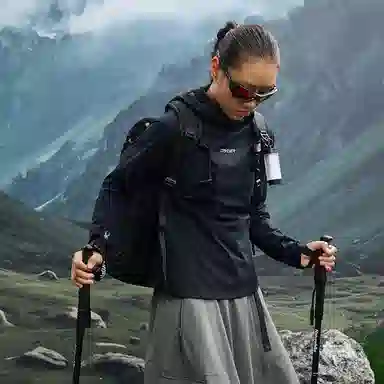 SPYDER Logo Hoodie Tee