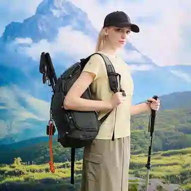 SPYDER TRAINING HIKING T