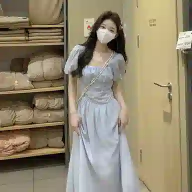 木清清 纯色高腰方领短袖连衣裙 女款 浅蓝色