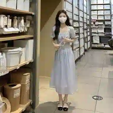 木清清 纯色高腰方领短袖连衣裙 女款 浅蓝色