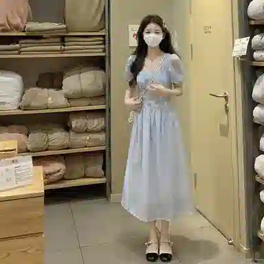 木清清 纯色高腰方领短袖连衣裙 女款 浅蓝色