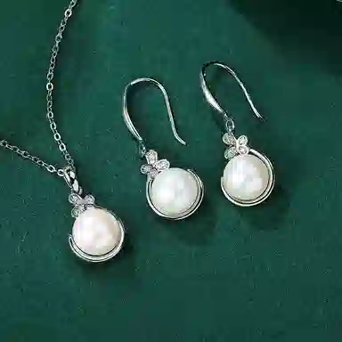 幸囍礼 【点赞收藏赠】法式蝶恋花设计 灵动蝴蝶套装轻盈小众设计 甜美气质轻奢时尚高级感 淡水珍珠 项链 男女同款情侣款