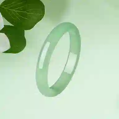 幸囍礼 新中式油青薄荷曼波清冷感镯子 国风简约素圈汉服 小清新森系果绿素镯 玉髓 手镯 女款