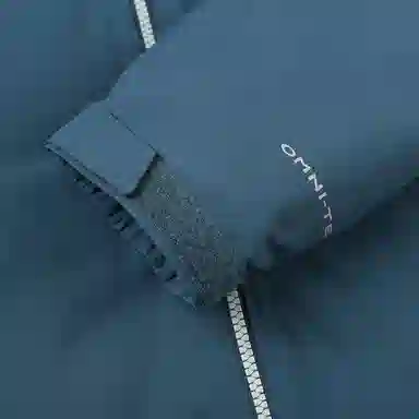 Columbia 700