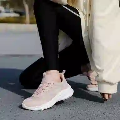 Warrior Low-Top Running Shoes Pink