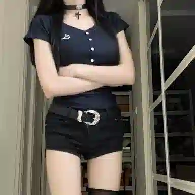 花山家的猫 高腰拉链三分牛仔短裤 女款 黑色