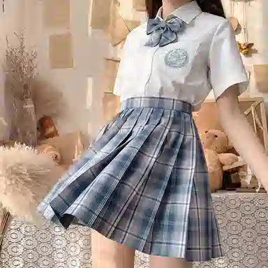 豹了个猫 格子短款高腰宽松百褶裙制服裙装