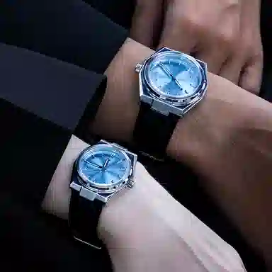 Charlotte Raffaelli CRMS036