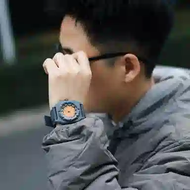 Charlotte Raffaelli CRSP002