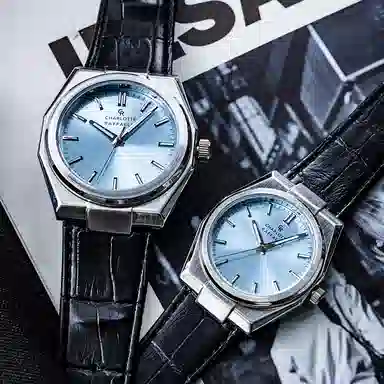 Charlotte Raffaelli CRMS036