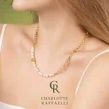 CHARLOTTE RAFFAELLI Logo