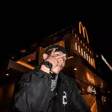 Charlotte Raffaelli CRSP002