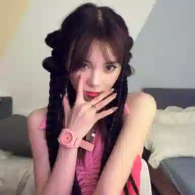 Charlotte Raffaelli CRSP002